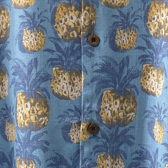 Tommy Bahama 100% Silk Pineapple Hawaiian Shirt Size Large - Picture 3 of 8